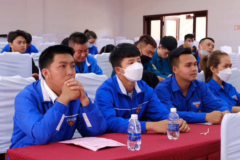 Chương trình đối thoại là cơ hội để đoàn viên, thanh niên nêu lên những vướng mắc gặp phải trong khởi nghiệp, lập nghiệp