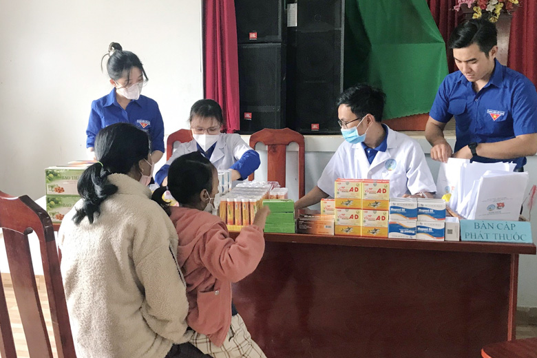 Đơn Dương: Tăng cường công tác bảo vệ, chăm sóc sức khỏe Nhân dân