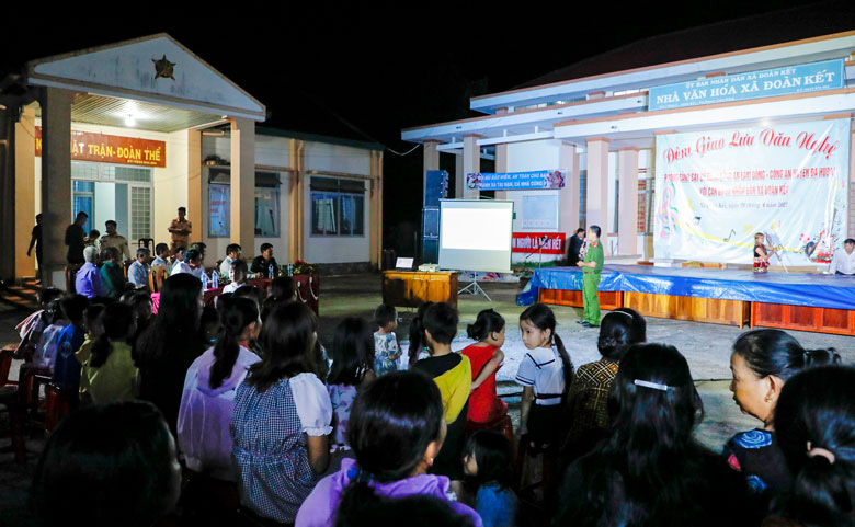 Phòng, chống ma túy: Lấy tuyên truyền, giáo dục cảm hóa làm đầu