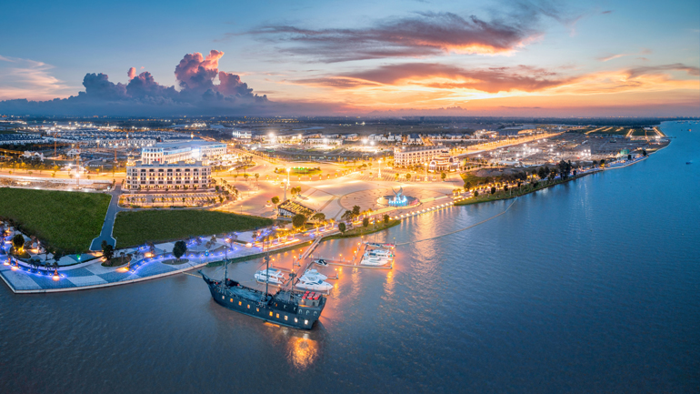 Tổ hợp Quảng trường trung tâm và bến du thuyền Aqua Marina tại Khu đô thị Aqua City