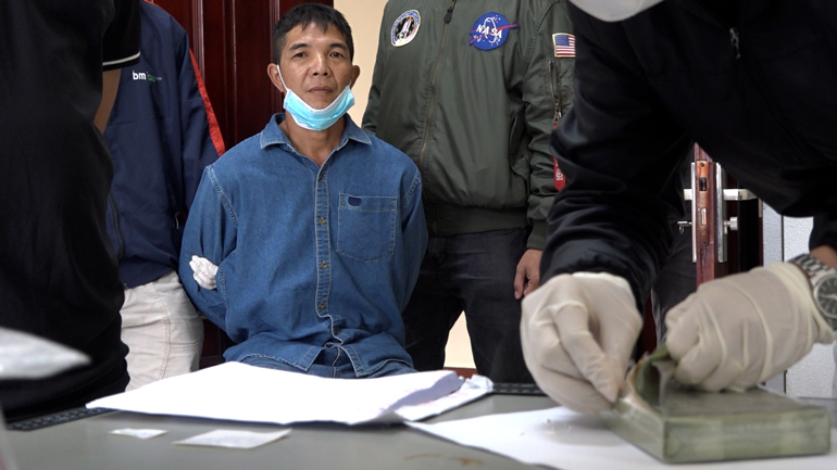 Bắt quả tang đối tượng mua bán, vận chuyển 1 bánh heroin từ Thái Nguyên vào Lâm Đồng tiêu thụ