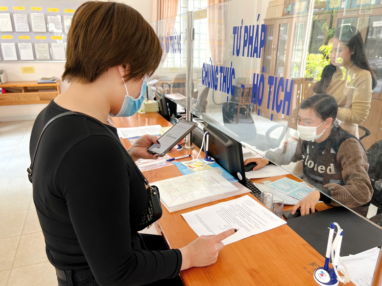 Hỗ trợ dân chuyển đổi số từ ''Tổ công nghệ số cộng đồng''