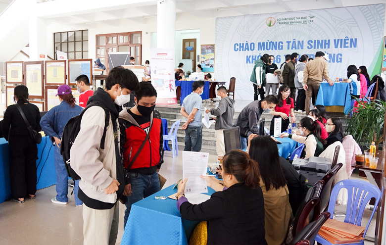 Nhiều thí sinh Lâm Đồng nhập học Trường Đại học Đà Lạt