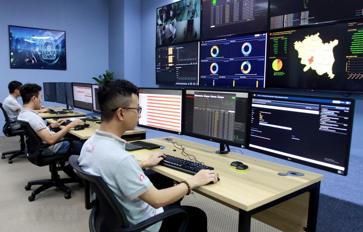 Trường hợp bị yêu cầu ngừng hoạt động hệ thống thông tin, thu hồi tên miền từ 1/10