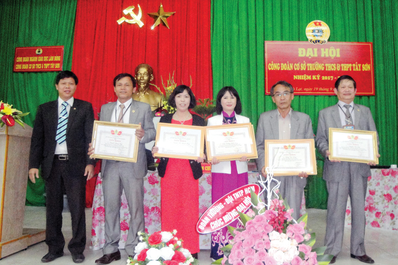 Có một công đoàn toàn diện