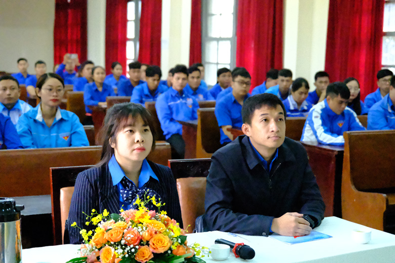 Các đại biểu tham gia khai mạc lớp tập huấn