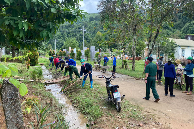Cát Tiên: Phát động ra quân bảo vệ môi trường và bảo vệ rừng