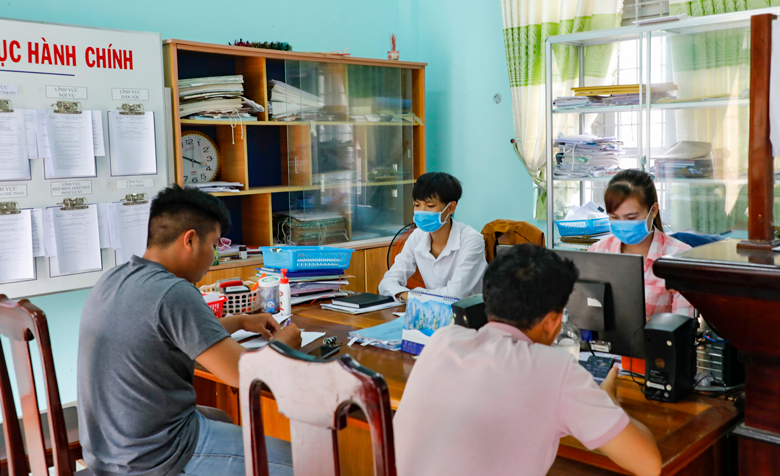 Lâm Đồng: Cắt giảm thời gian giải quyết một số thủ tục hành chính