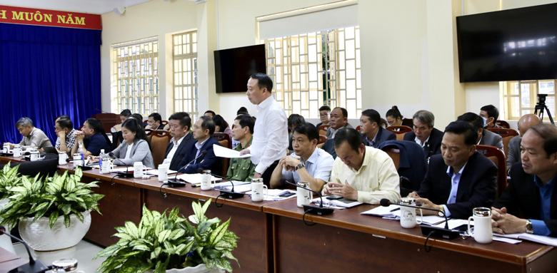 Lãnh đạo các phường, xã nêu khó khăn, vướng mắc cần hỗ trợ