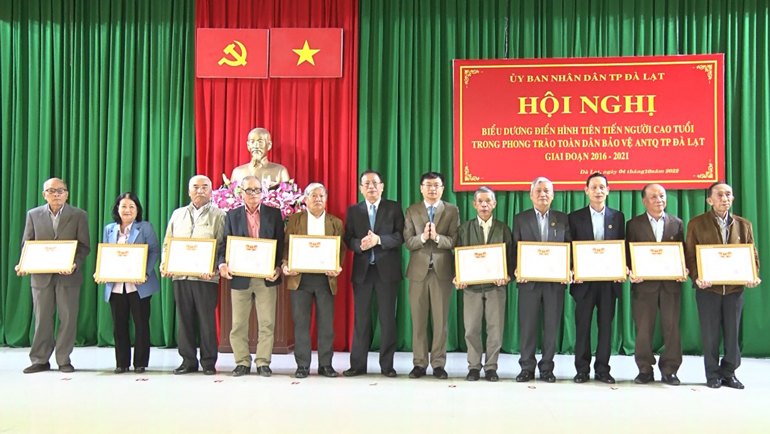 Đà Lạt: Biểu dương điển hình tiên tiến người cao tuổi trong Phong trào Toàn dân bảo vệ an ninh Tổ quốc