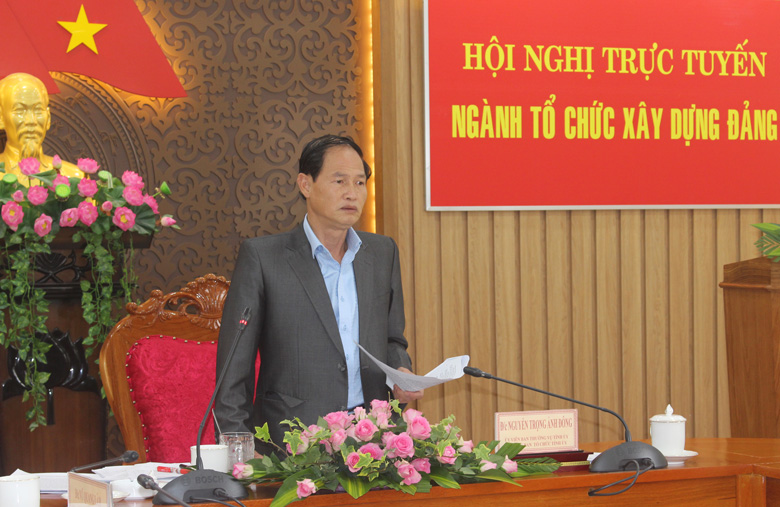 Tiếp tục thực hiện nghiêm công tác tổ chức, xây dựng Đảng