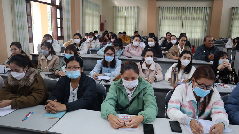 Đức Trọng: Khai giảng lớp đối tượng kết nạp Đảng đợt III