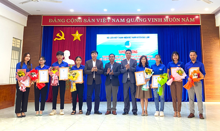 Bảo Lâm: Tuyên dương thanh niên tiên tiến làm theo lời Bác