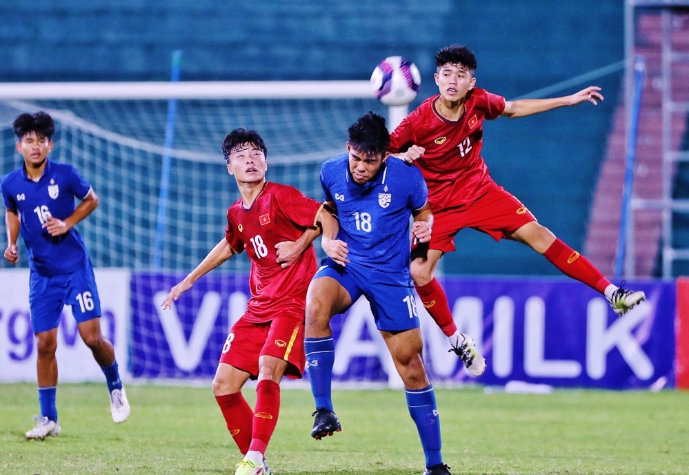 Bóng đá Việt Nam - Thái Lan: Đừng để con số đánh lừa
