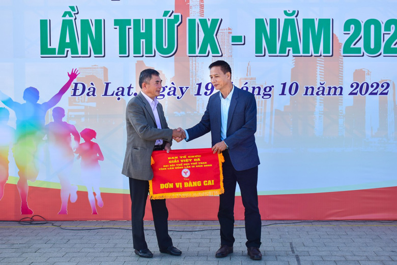 Di Linh tiếp tục giữ vững ngôi đầu về phong trào tại Giải Việt dã