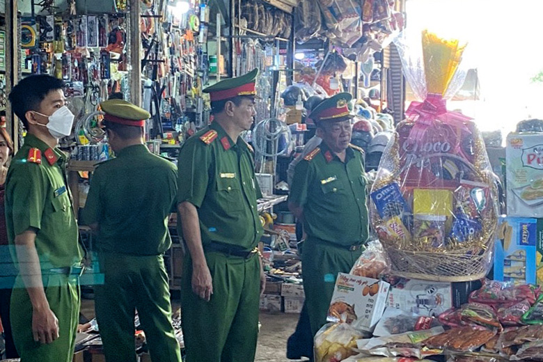 Kiểm tra công tác phòng cháy, chữa cháy tại chợ Liên Nghĩa