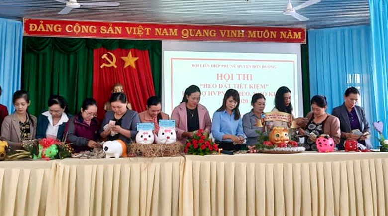 Phụ nữ Đơn Dương học tập và làm theo Bác bằng những mô hình cụ thể
