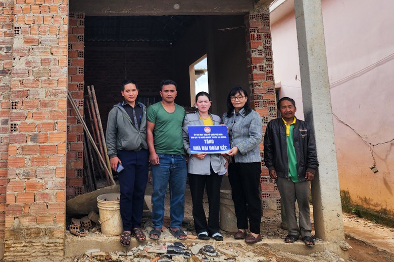 Lạc Dương huy động mọi nguồn lực chăm lo cho người nghèo