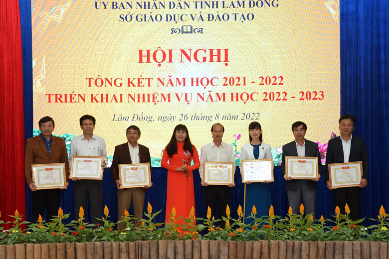 62 Chiến sĩ thi đua cấp tỉnh thuộc ngành giáo dục