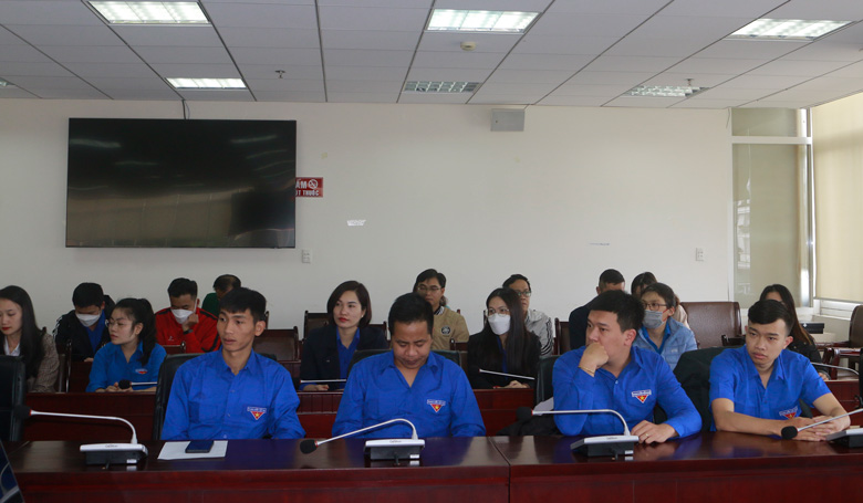 Các đoàn viên tham dự buổi tọa đàm