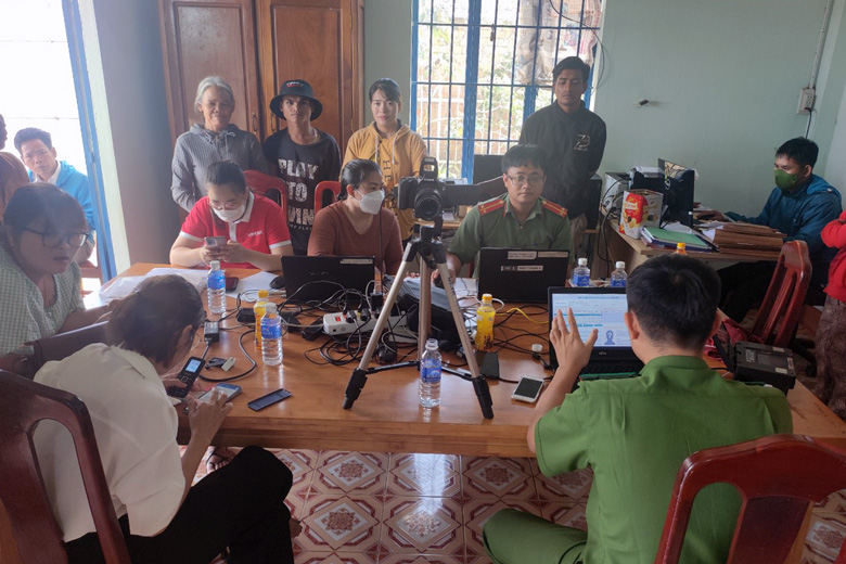 Cát Tiên: Cao điểm 90 ngày, đêm triển khai định danh điện tử