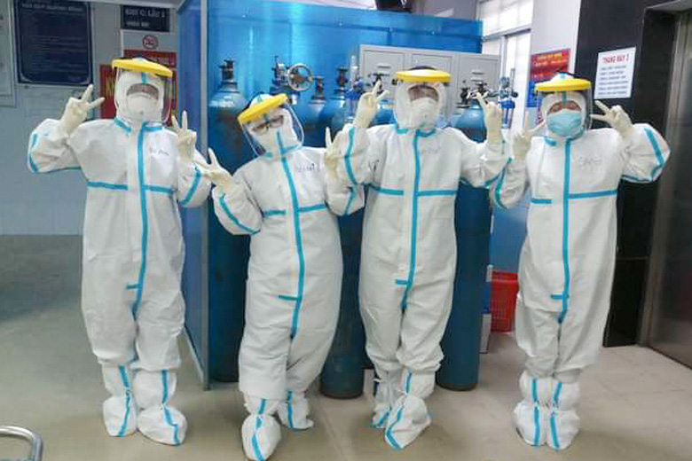 Những ngày tháng không quên tuổi 21