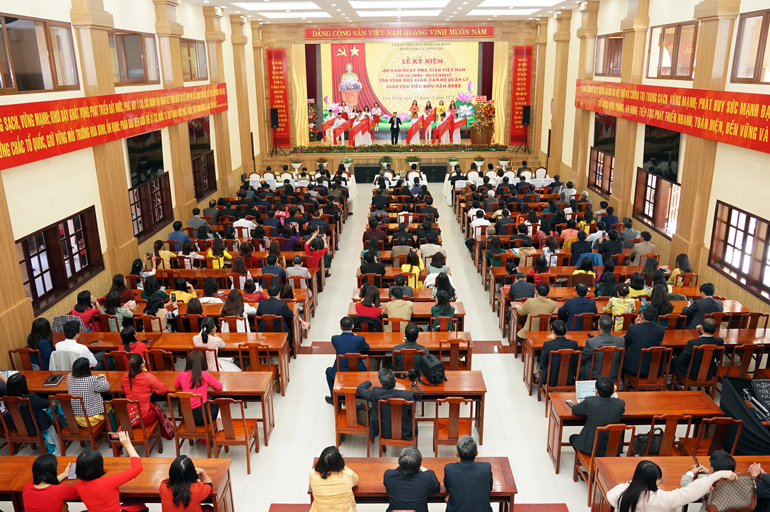 Toàn cảnh buổi lễ