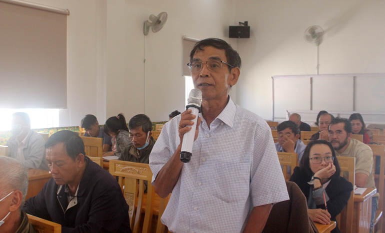Các cử tri nêu ý kiến, kiến nghị