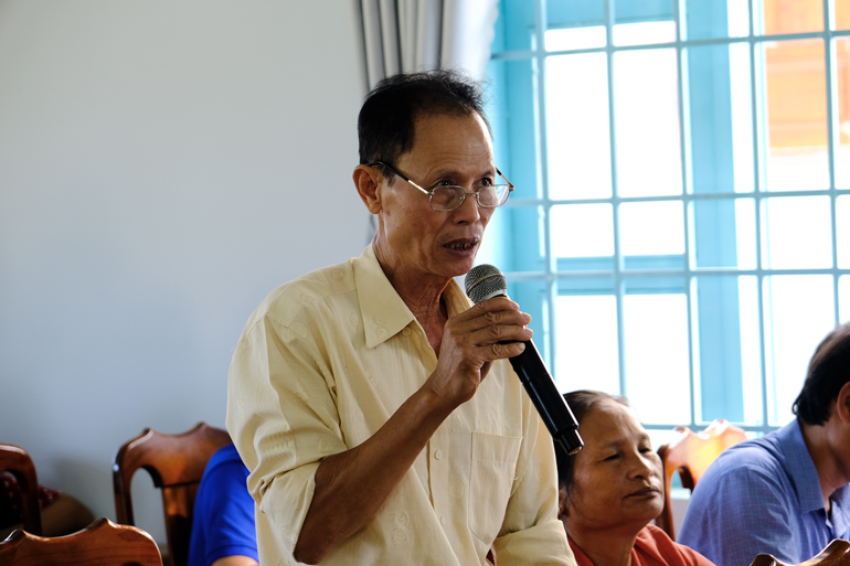 Đại diện cử tri tham gia đóng góp ý kiến