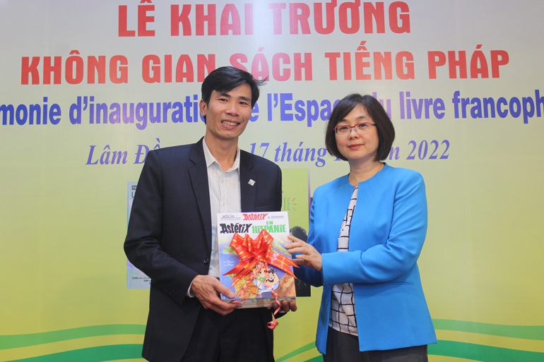 Khai trương Không gian sách tiếng Pháp tại Thư viên Lâm Đồng