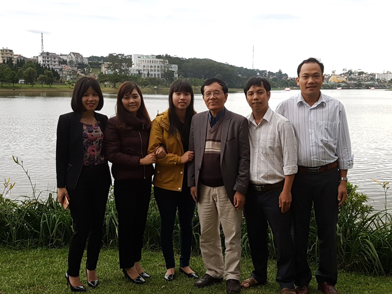 Thầy Huỳnh Như Phương sau những giờ giảng giảng tại Đại học Đà Lạt