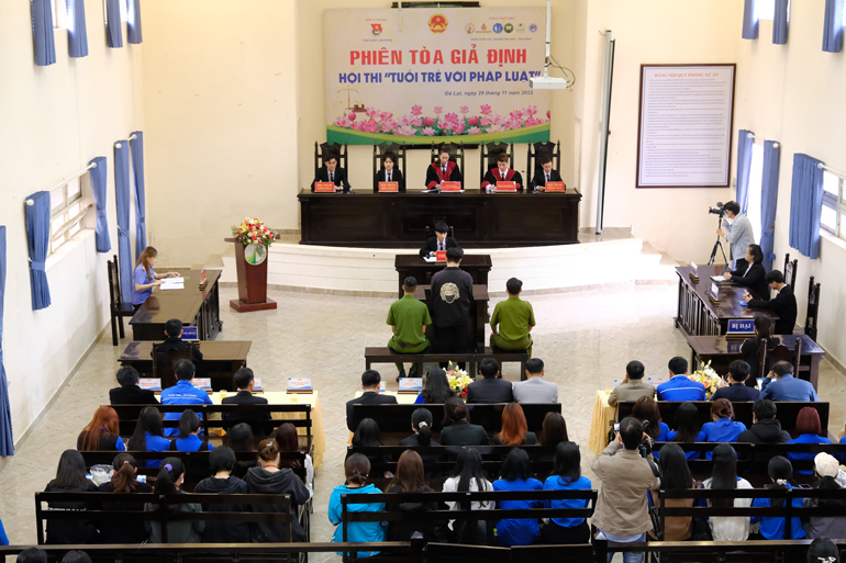Tuyên truyền pháp luật cho đoàn viên, sinh viên