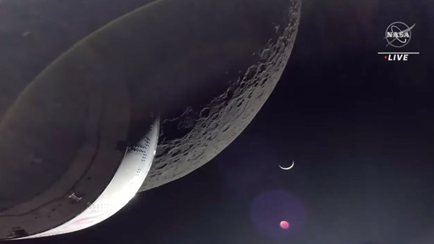 Tàu thám hiểm Mặt Trăng Orion của NASA bắt đầu trở về Trái Đất