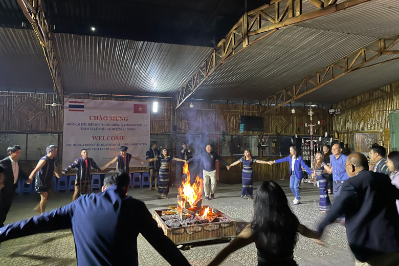 Cùng thưởng thức và hòa đồng với không gian văn hóa dân tộc tại Lạc Dương