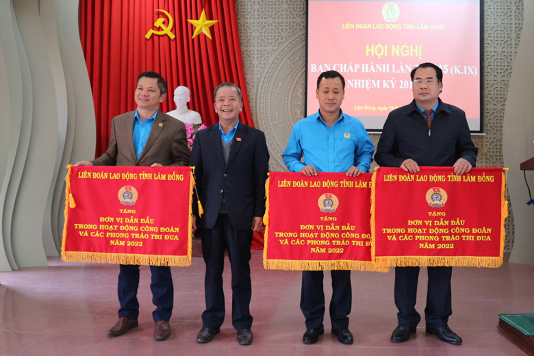 Tổng kết phong trào công nhân và hoạt động Công đoàn năm 2022
