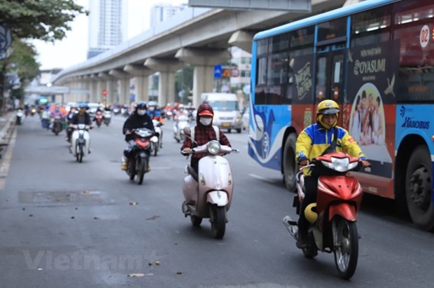 Bắc Bộ ngày nắng, sáng sớm và đêm trời rét, Trung Bộ có mưa vài nơi