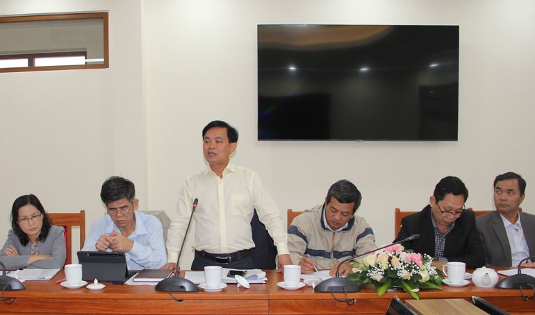 Đại biểu thảo luận tại Hội nghị